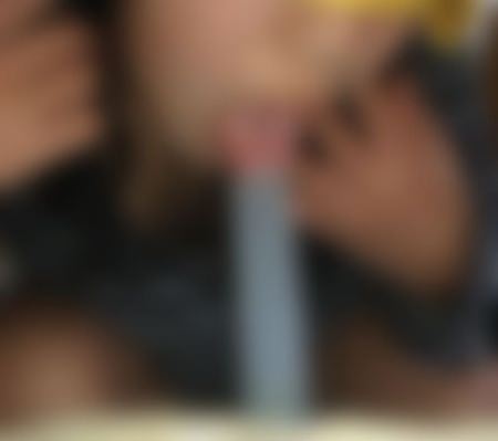 無臭　巨乳でパイパン・毛むくじゃら美少女C4名