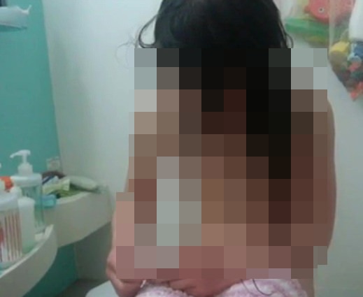 無防備な高えすな娘と風呂