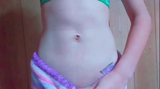 ミニーちゃんのスポブラ