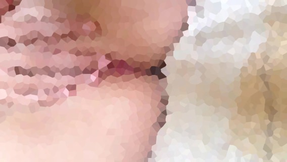 ほどよい肉付き美乳でアイドル顔