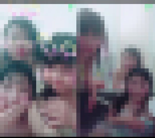 姉妹仲良くお風呂に入ります。