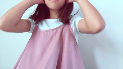 上も下も見せちゃう美S