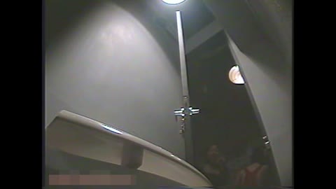 【素人】美容モニター2名♡パーティー会場12名♡トイレ風景♥ 29分52秒