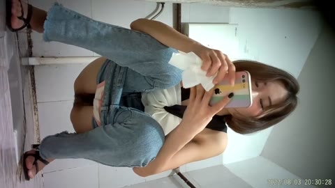 (無 HD)KTV2022 10月名高顏美女放尿 7 名