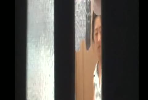 民家　ｊ〇窓越しから盗み撮り