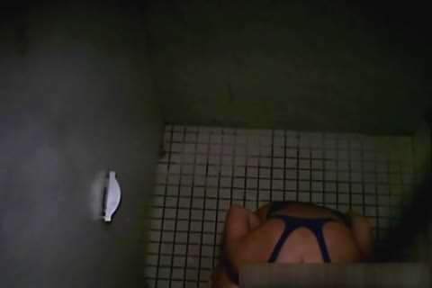 女子●生水泳部トイレ盗撮 5