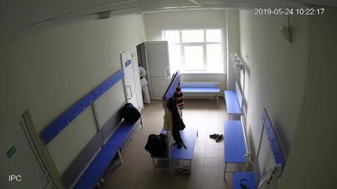 ロシア柔道場更衣室２