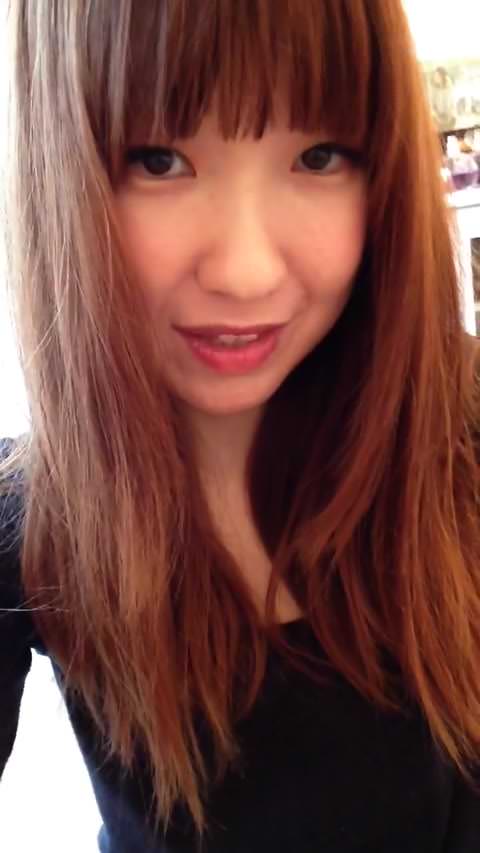 友希ちゃんのウンコ 自宅リビングで自撮りウンコ！(無)(自撮り)(Z-02)