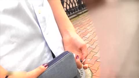 個室トイレで中出しされる ロリちゃんロリちゃん