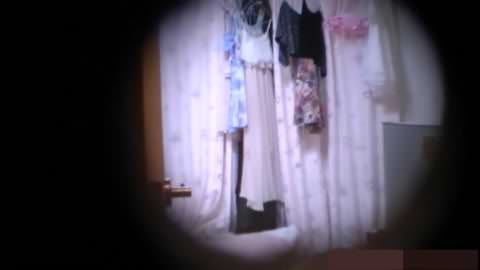 女子寮の覗き穴から 4