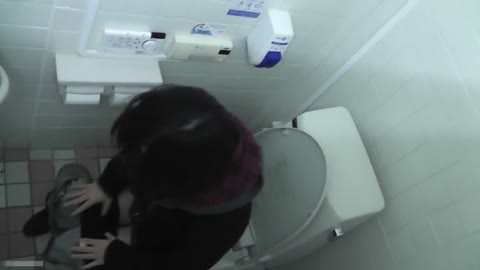 【トイレ】バレて絶叫される！！