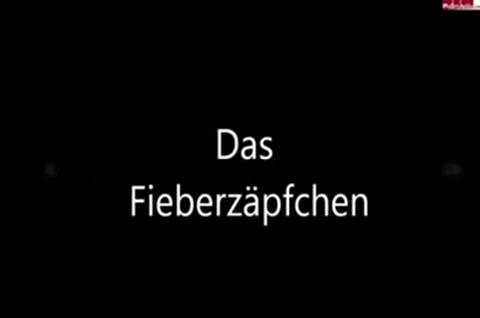 海外パイパン白桃尻女子　アナルに体温計＆座薬