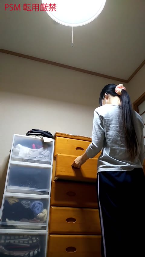 オシャレ女子盗撮！今日は生理でナプキン交換！着替え＆トイレ