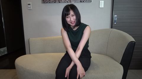 【SSS㊙完全顔出し】19歳極上スレンダー美少女❤人生2本目の肉棒で浴室でもベッドでもイッちゃうドＭ娘❤️連続絶頂しまくり❤️早熟すぎる敏感ボディに大量ナマ中出し！