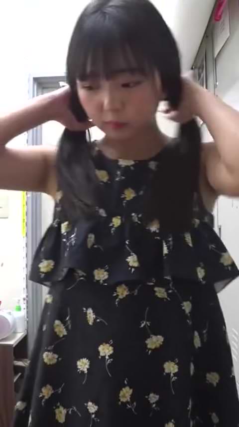 面接に来たJKの生着替え☆