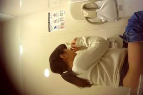 盗撮、トイレ、学生、