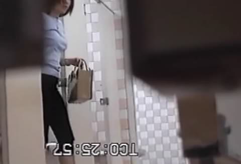 期間限定特別価格【無】流出！ＡＤが撮った女子アナ盗撮　続編