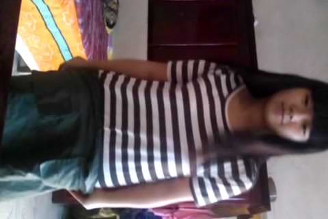 3名の巨乳美少女着替え