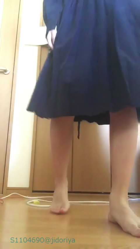 【C3】アニヲタりんちゃん 制服脱ぎ パイパン貧乳