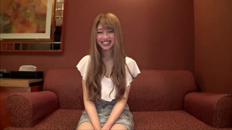 挿入するも静かに悶絶イキまくり