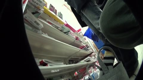 [なし] HD Beauty Public Urine Leakage 1