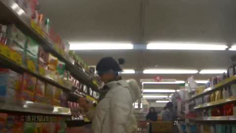 【盗撮】お姉さんの恥ずかしい排泄姿を隠し撮り３０【興奮】