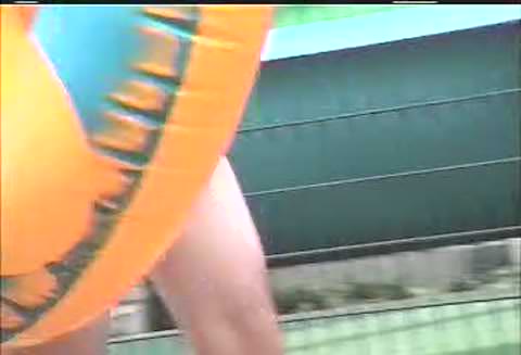 公営プール〇学生撮影