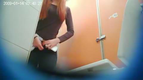 某モデルさんの腹痛ふんばりうんこ