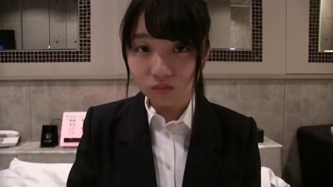 ちんぽを使って少女に施すリンパマッサージ