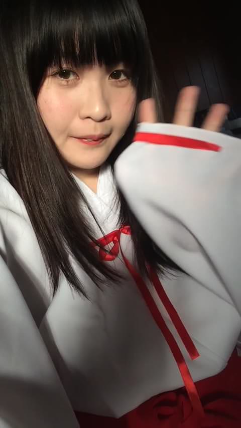 巫女さんの爆乳＆オナニー