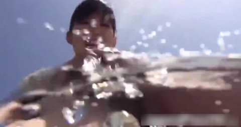 知らない女に突然しょんべん掛けられた！