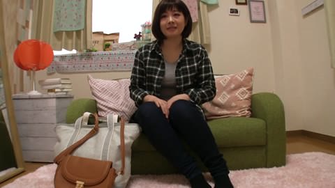 【自作AV】素人奥さま初撮り ①ゆうこ（27歳）【前編】初めての電マ＆フェラ