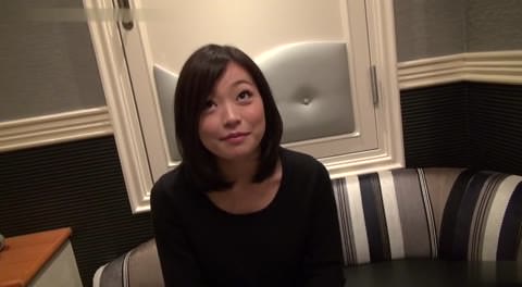 【無修正】仕草が可愛い美女とハメ撮り