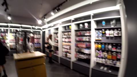 【英雄一般作】アイドル級を撮った！！超絶可超愛い絶世の美女○Ｋに密着取材！！