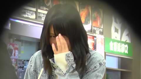 アイドル超え美少女を視姦する