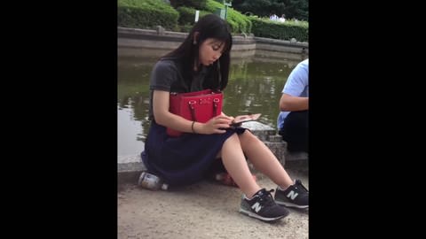 SSS級美女が純白パンモロ！！