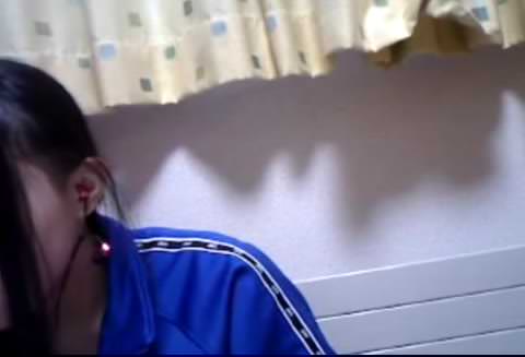 高画質配信　女子●生ジャ－ジから、爆乳