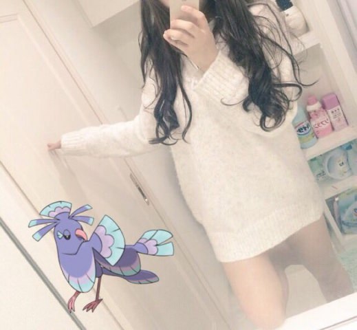 個人撮影Cライブ配信中に突然チ〇コ見せオナニーした結果w