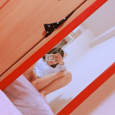 【無】踊りながら脱いじゃうC